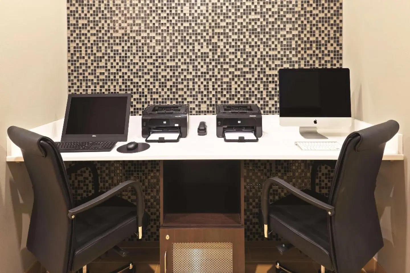 La Quinta Inn & Suites Billings ROOM_EXAMPLE