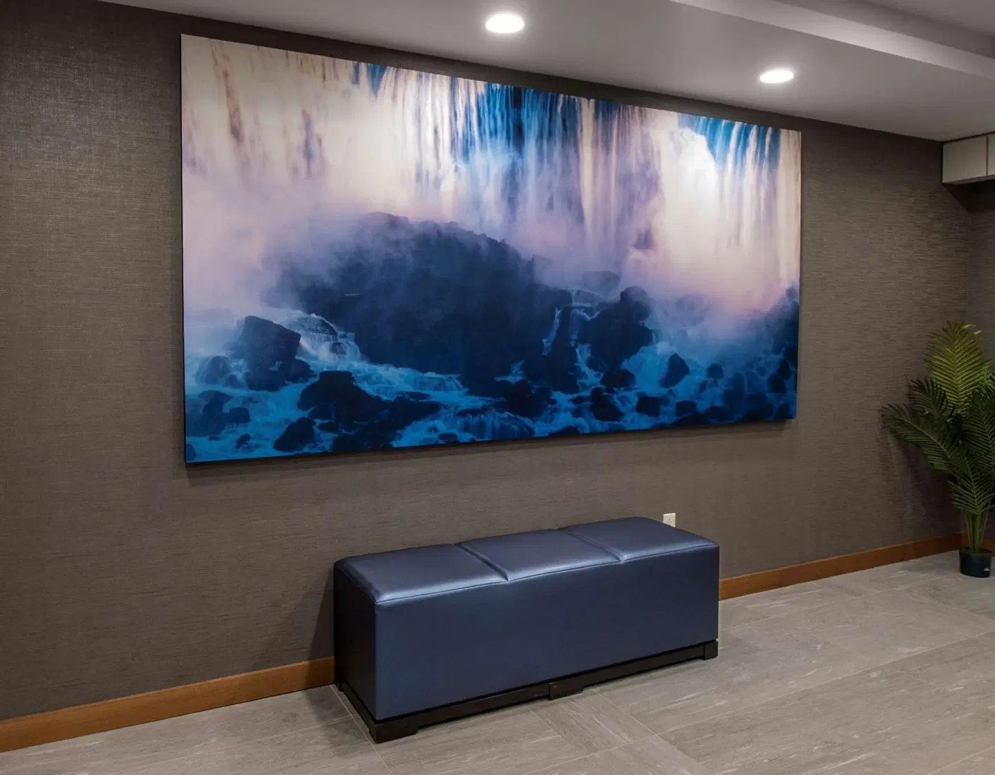 DoubleTree by Hilton Niagara Falls, NY ROOM_EXAMPLE