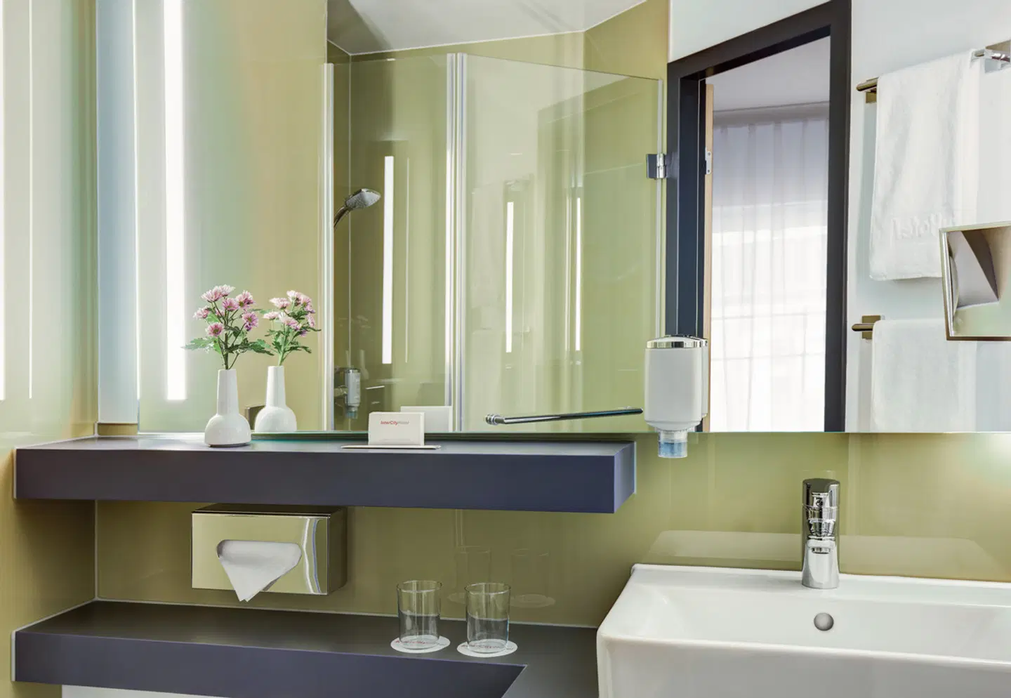 IntercityHotel Rostock Badezimmer