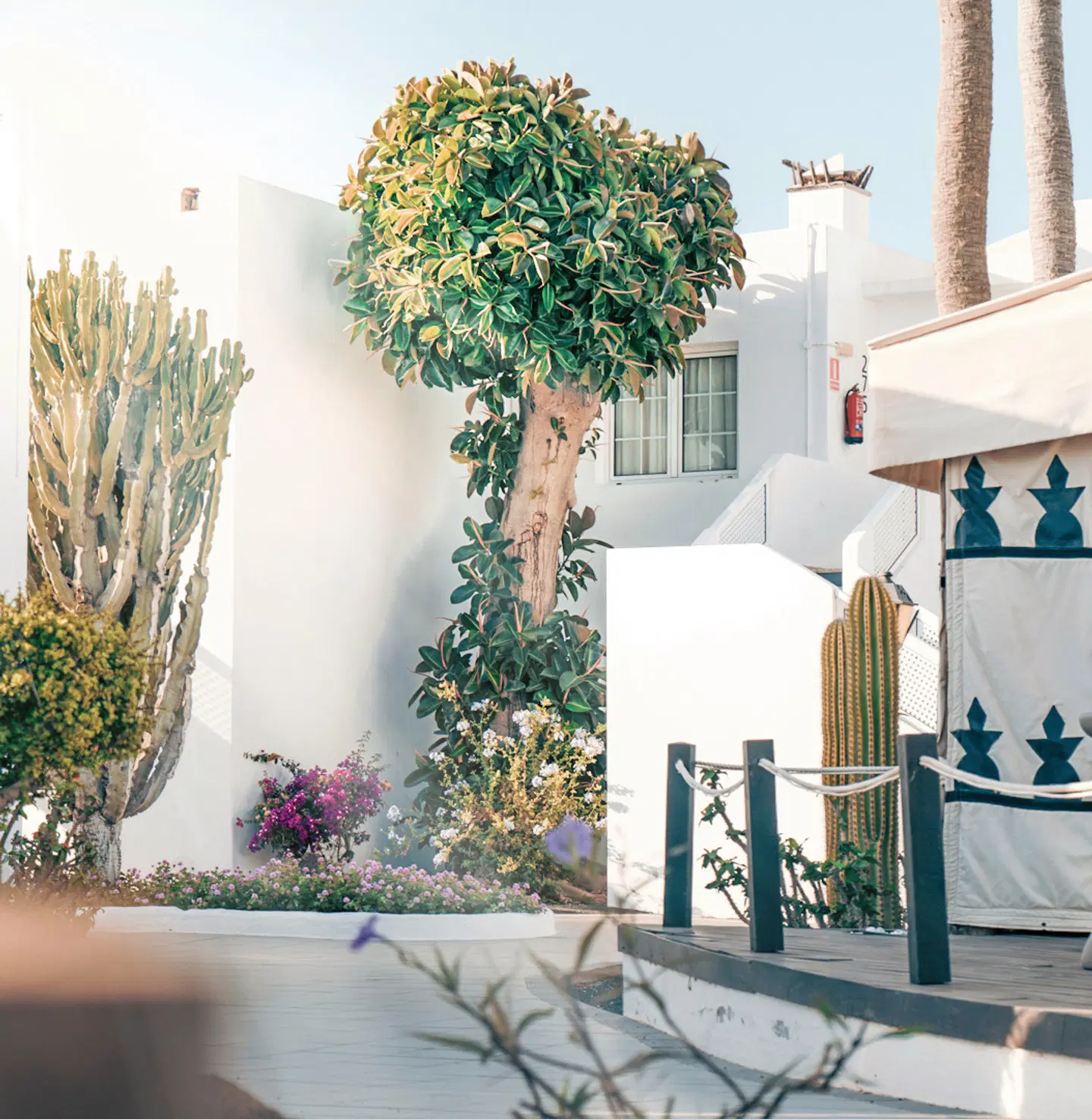 H10 White Suites Boutique Terrasse