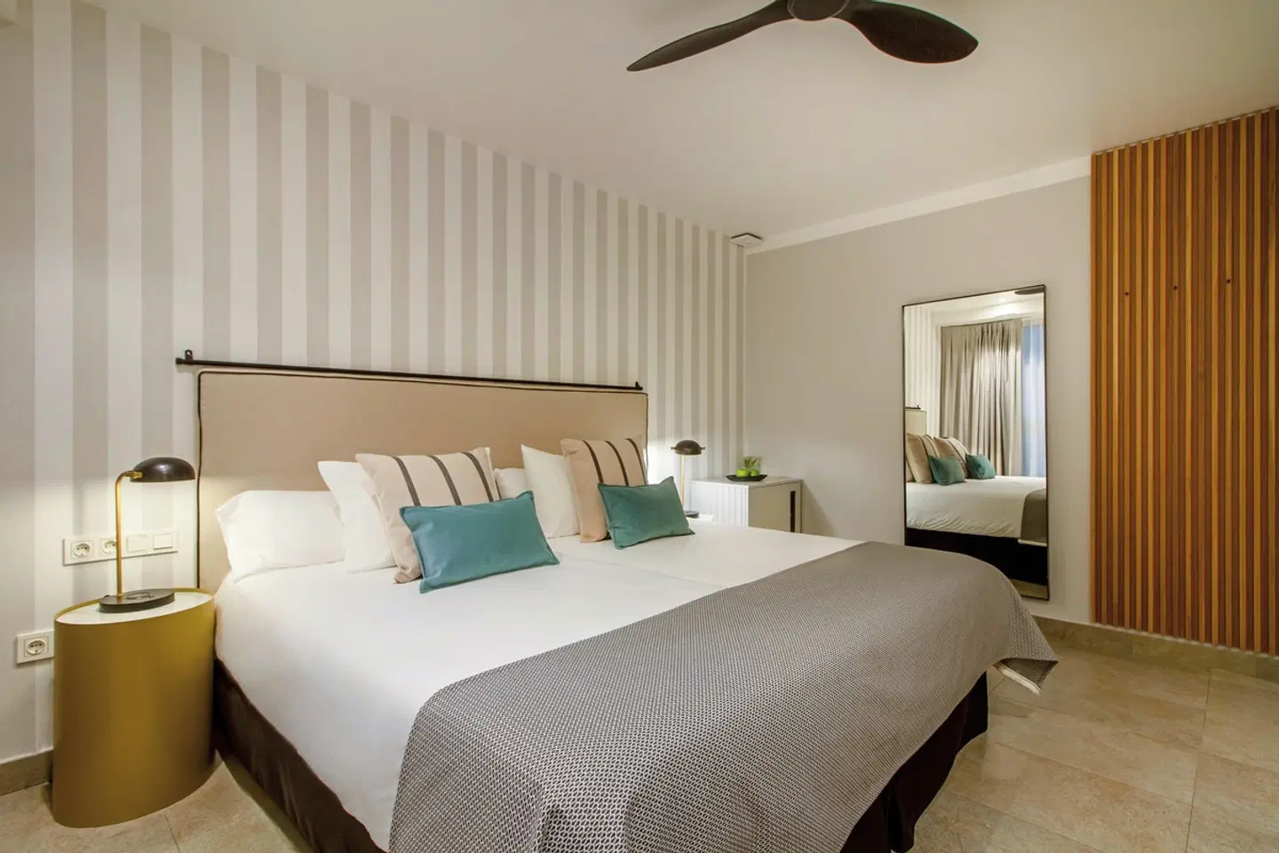 Solymar Gran Hotel ROOM_EXAMPLE
