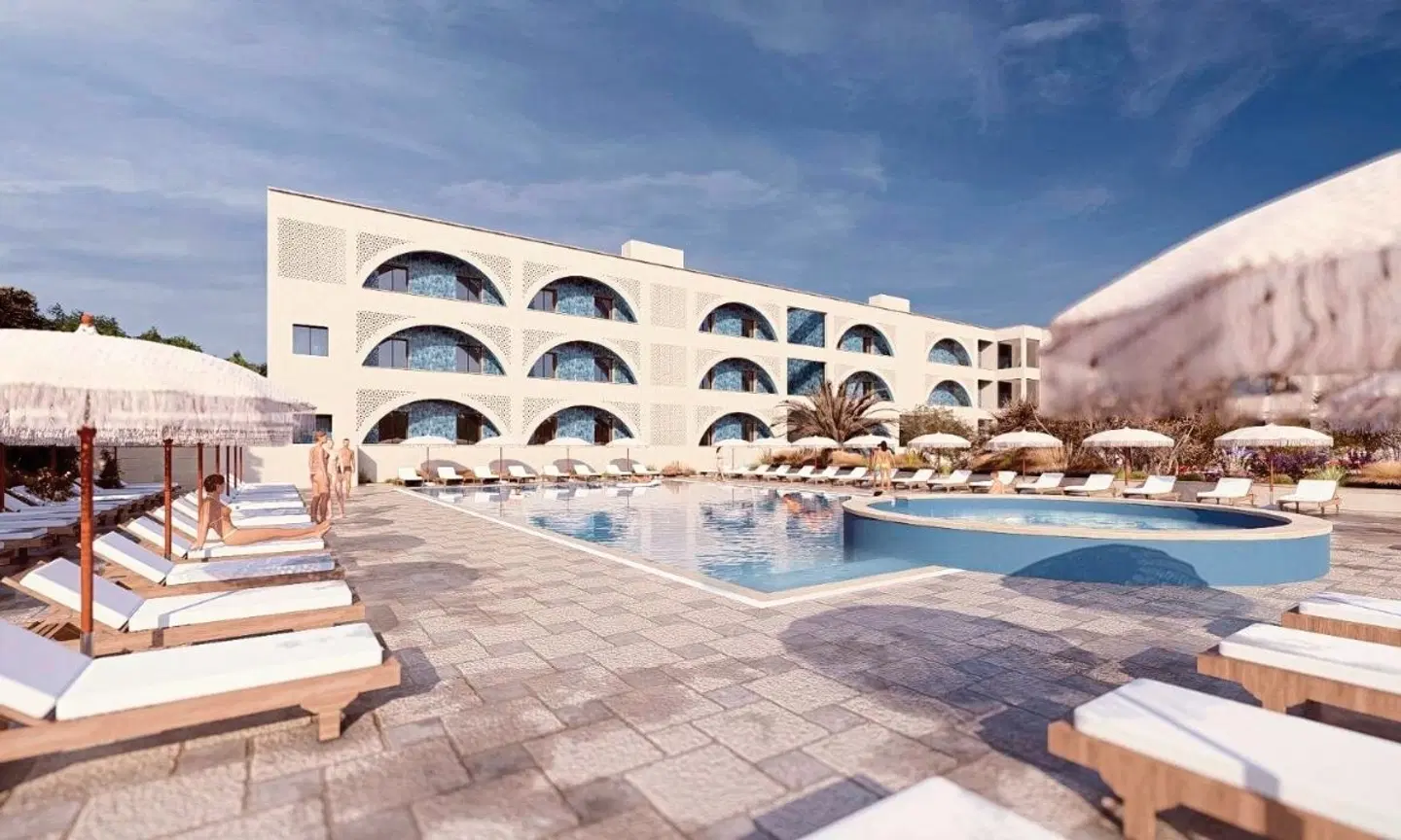 Ninfe Saracene OUTDOOR_POOL