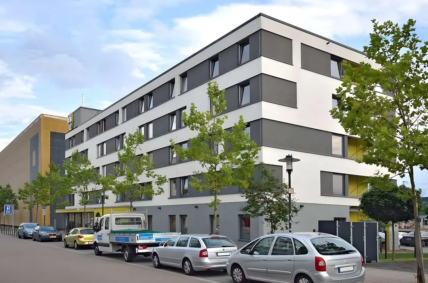B&B Saarbrücken Hauptbahnhof EXTERIOR
