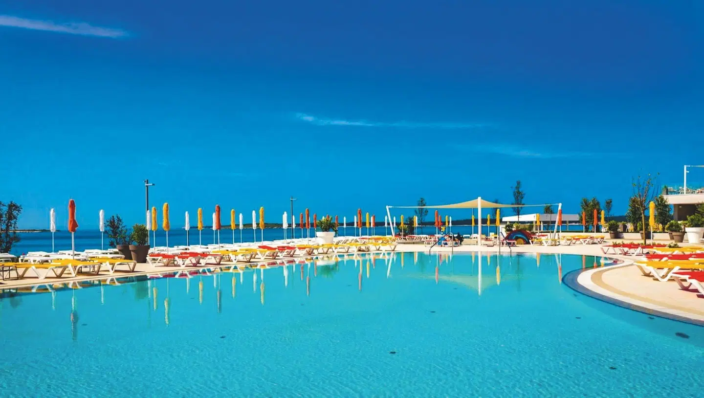 Arena Grand Kazela Camping Homes Strand