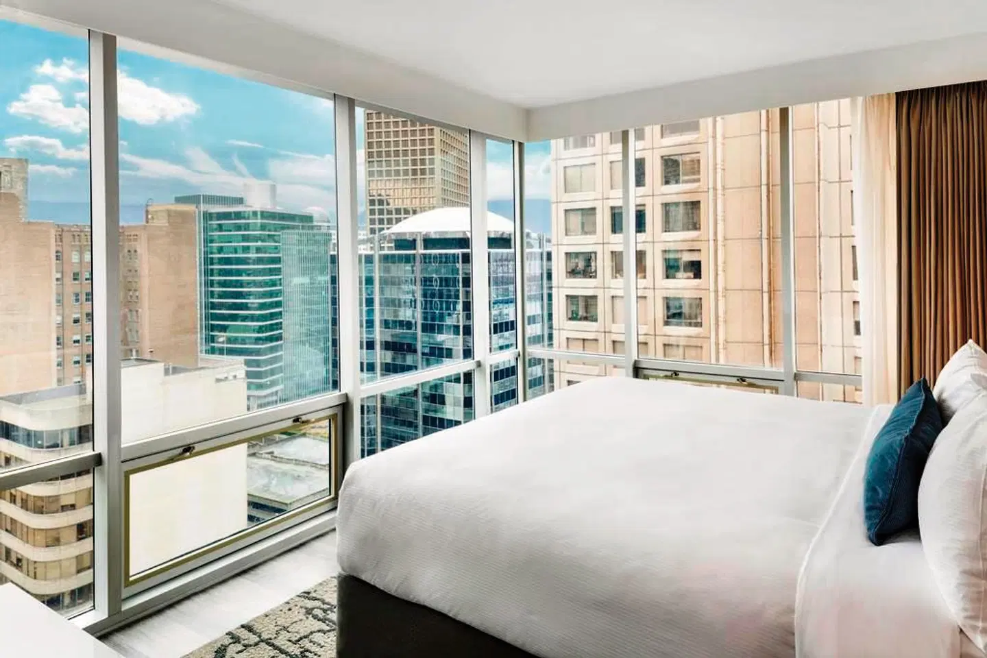 Delta Hotels by Marriott Vancouver Downtown Suites ROOM_EXAMPLE