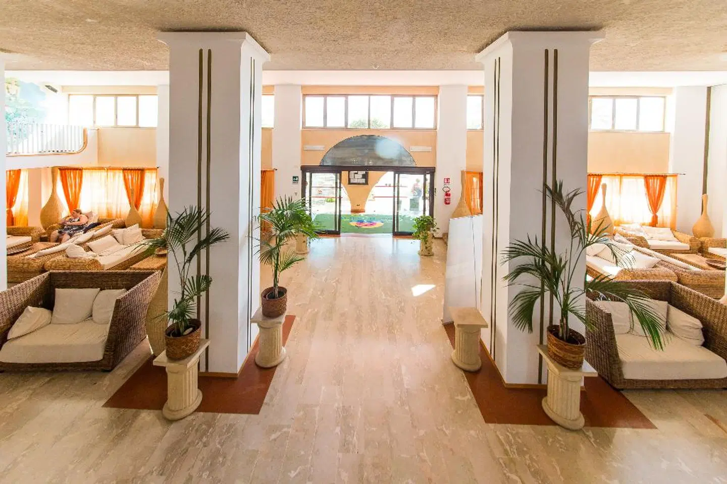 Paradise Beach Resort LOUNGE_LOBBY