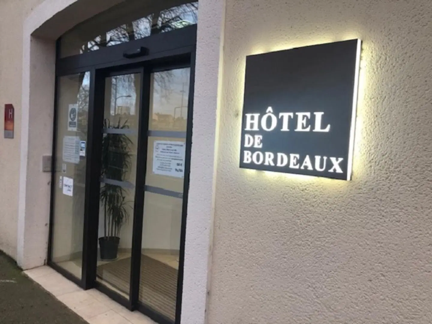 de Bordeaux EXTERIOR