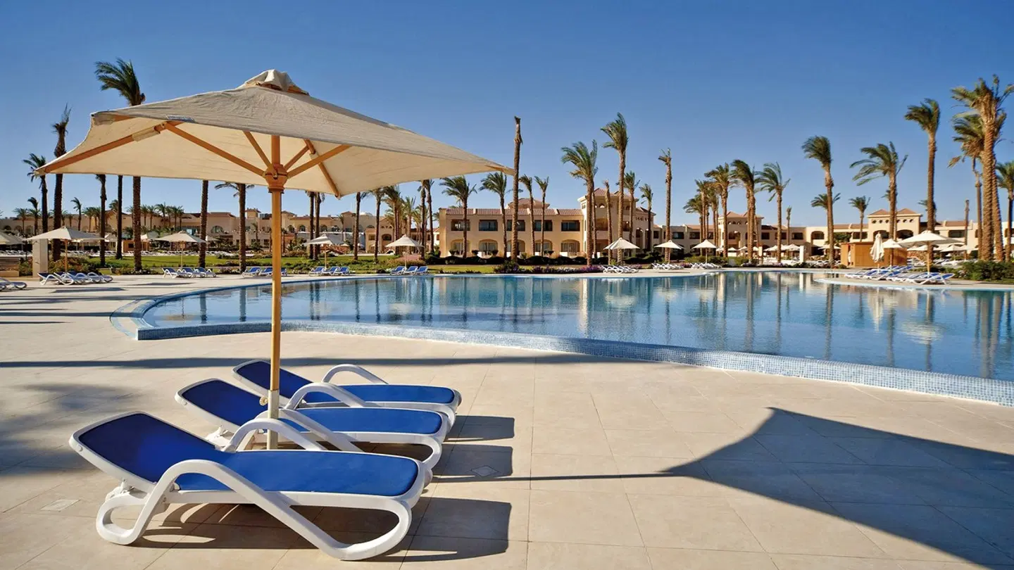 Cleopatra Luxury Resort Makadi Bay OUTDOOR_POOL