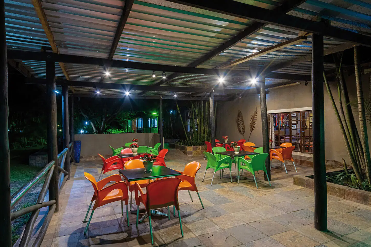 Emdoneni Lodge Restaurant