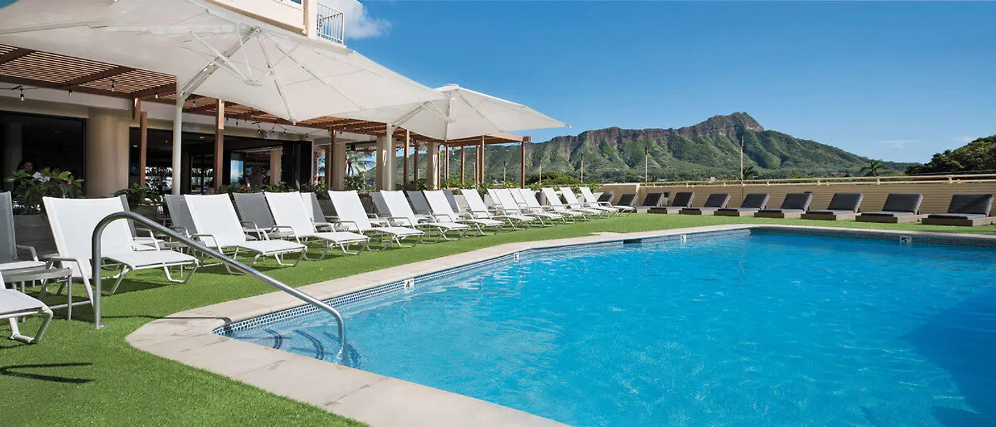 Queen Kapiolani Hotel OUTDOOR_POOL