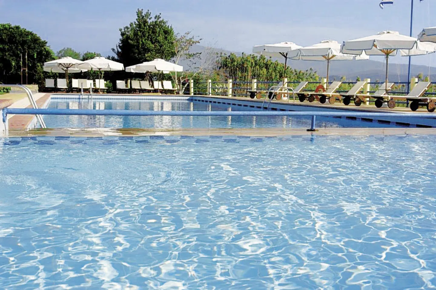 Saint Nicholas OUTDOOR_POOL