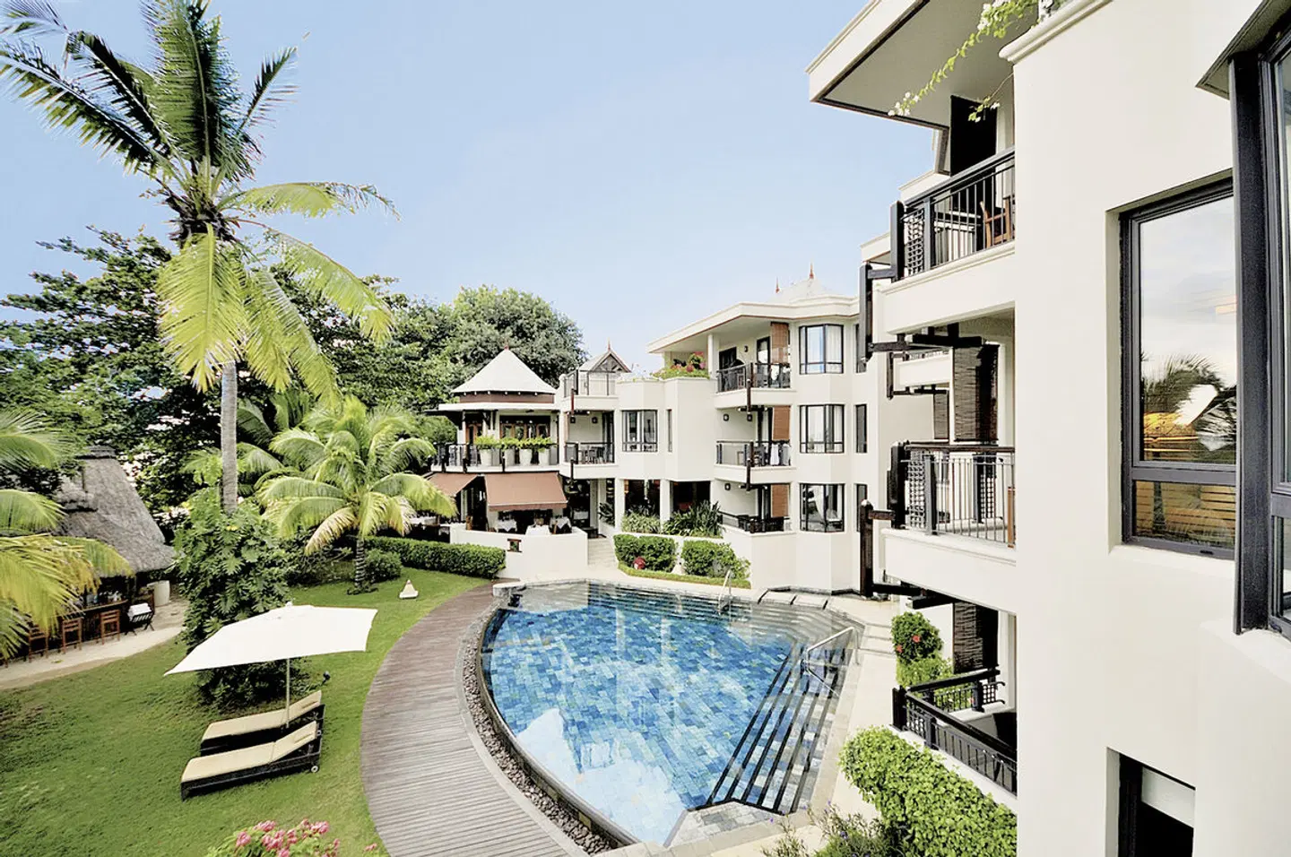 Le Cardinal Exclusive Resort OUTDOOR_POOL