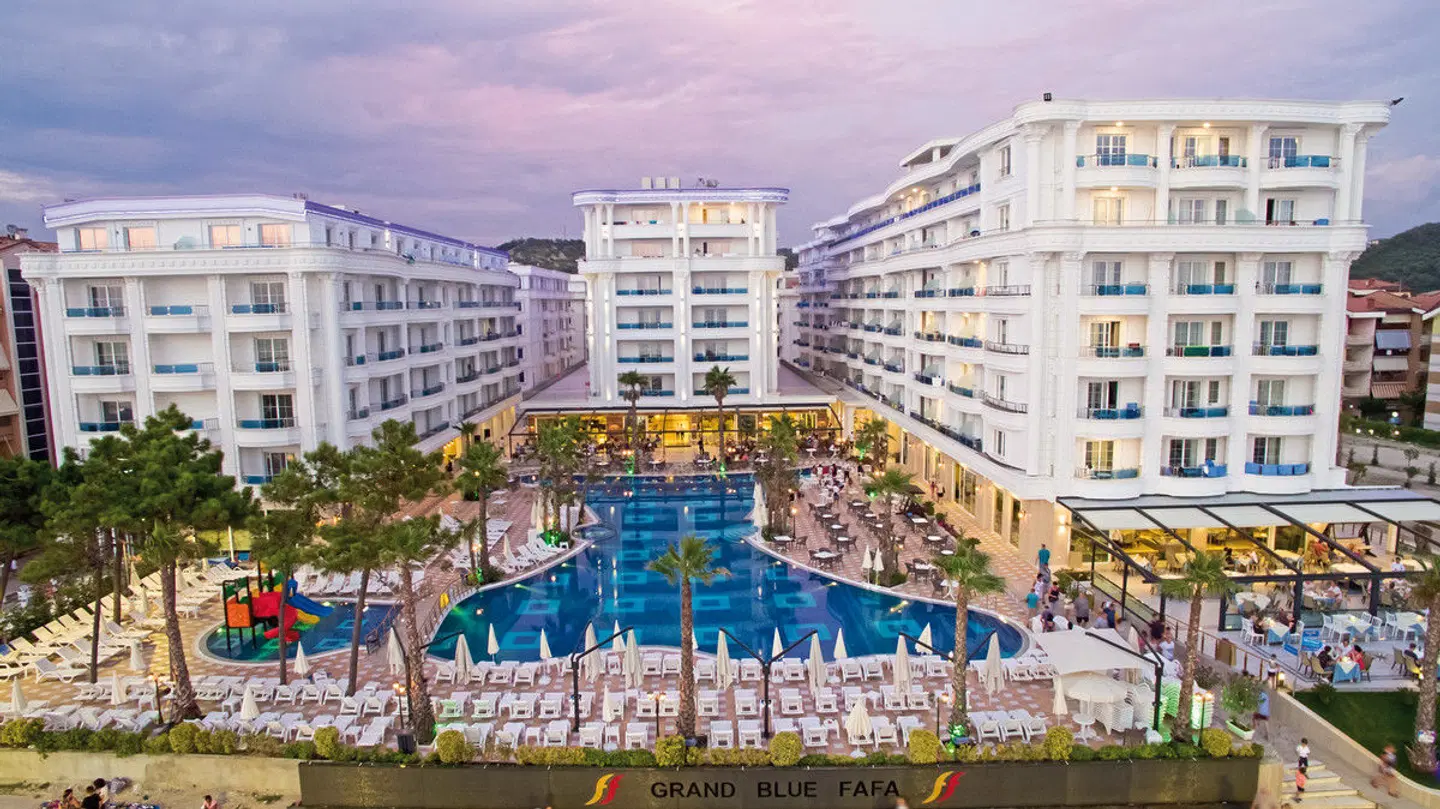 Grand Blue Fafa Resort EXTERIOR