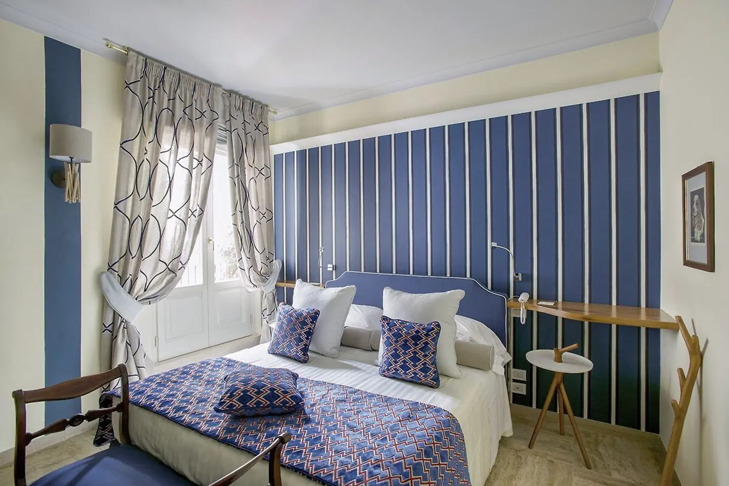 Augustus Hotel & Resort ROOM_EXAMPLE