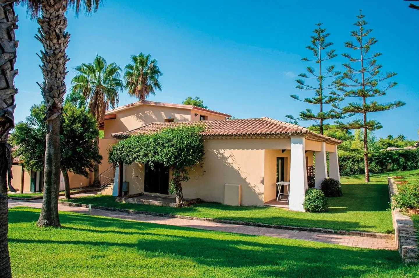 TH Le Castella Baia degli Dei EXTERIOR