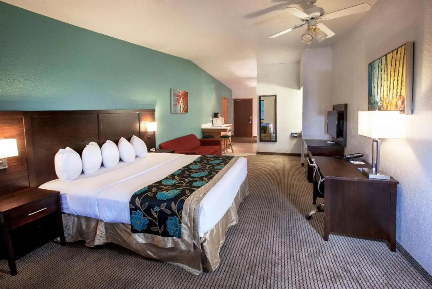 Baymont by Wyndham Keystone Near Mt. Rushmore ROOM_EXAMPLE