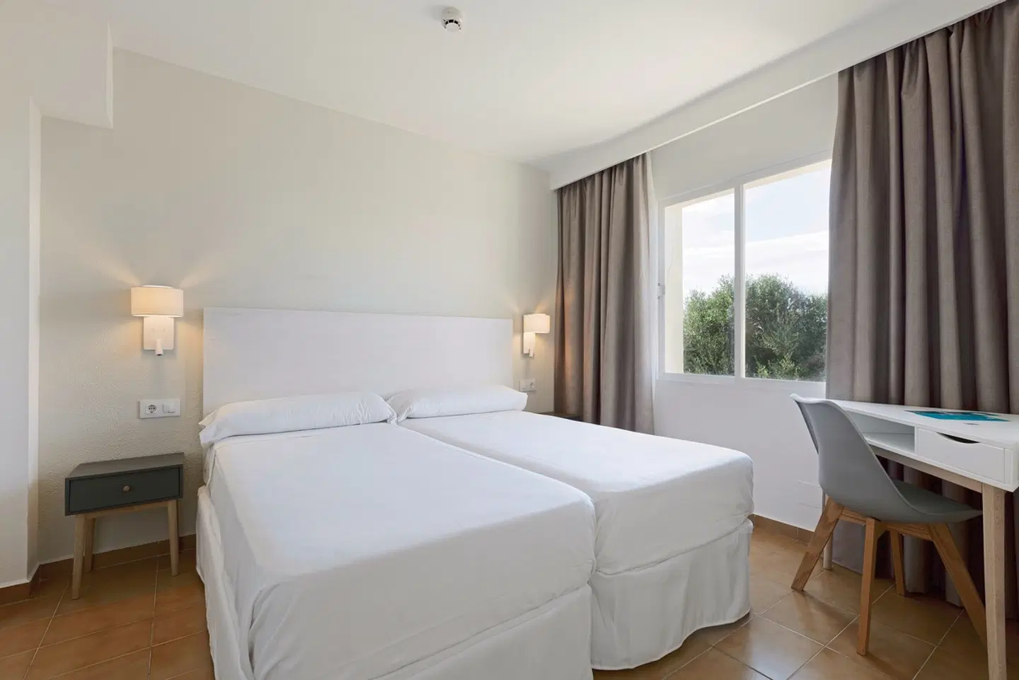 AluaSun Mediterráneo ROOM_EXAMPLE