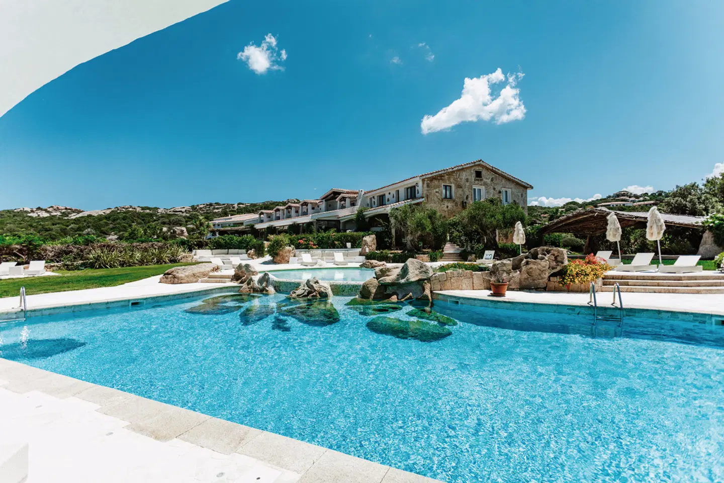 Pulicinu OUTDOOR_POOL