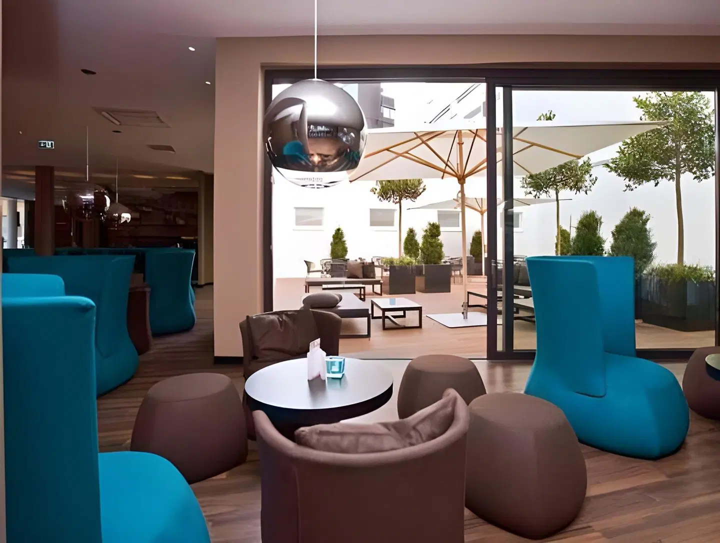 Motel One Stuttgart - Mitte Bar