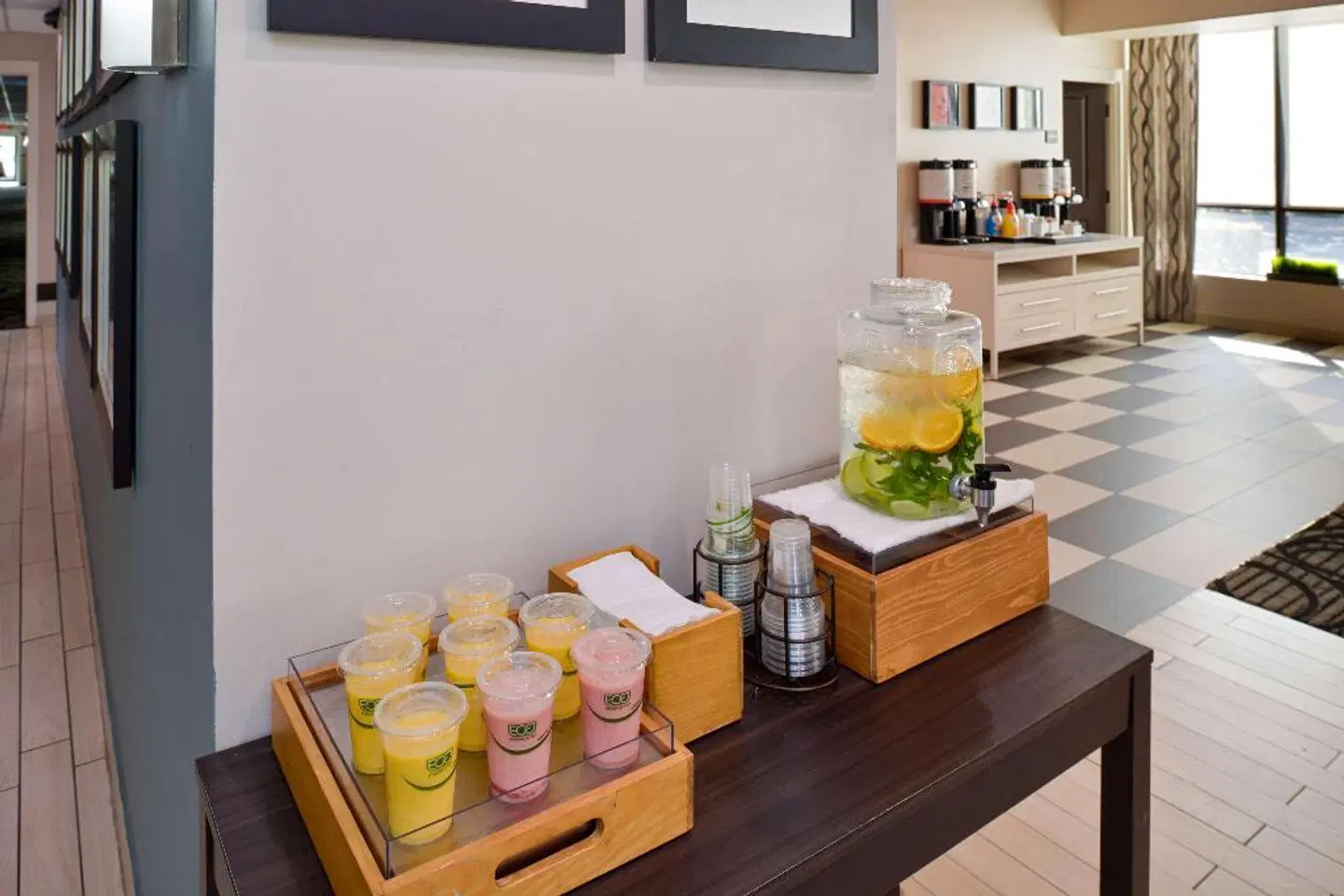 Hampton Inn Vero Beach ROOM_EXAMPLE