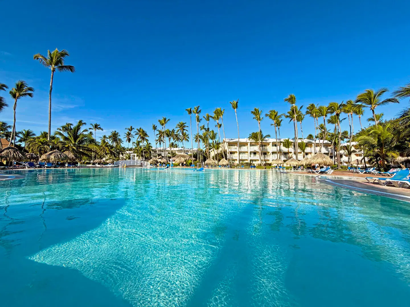 VIK Hotel Arena Blanca OUTDOOR_POOL