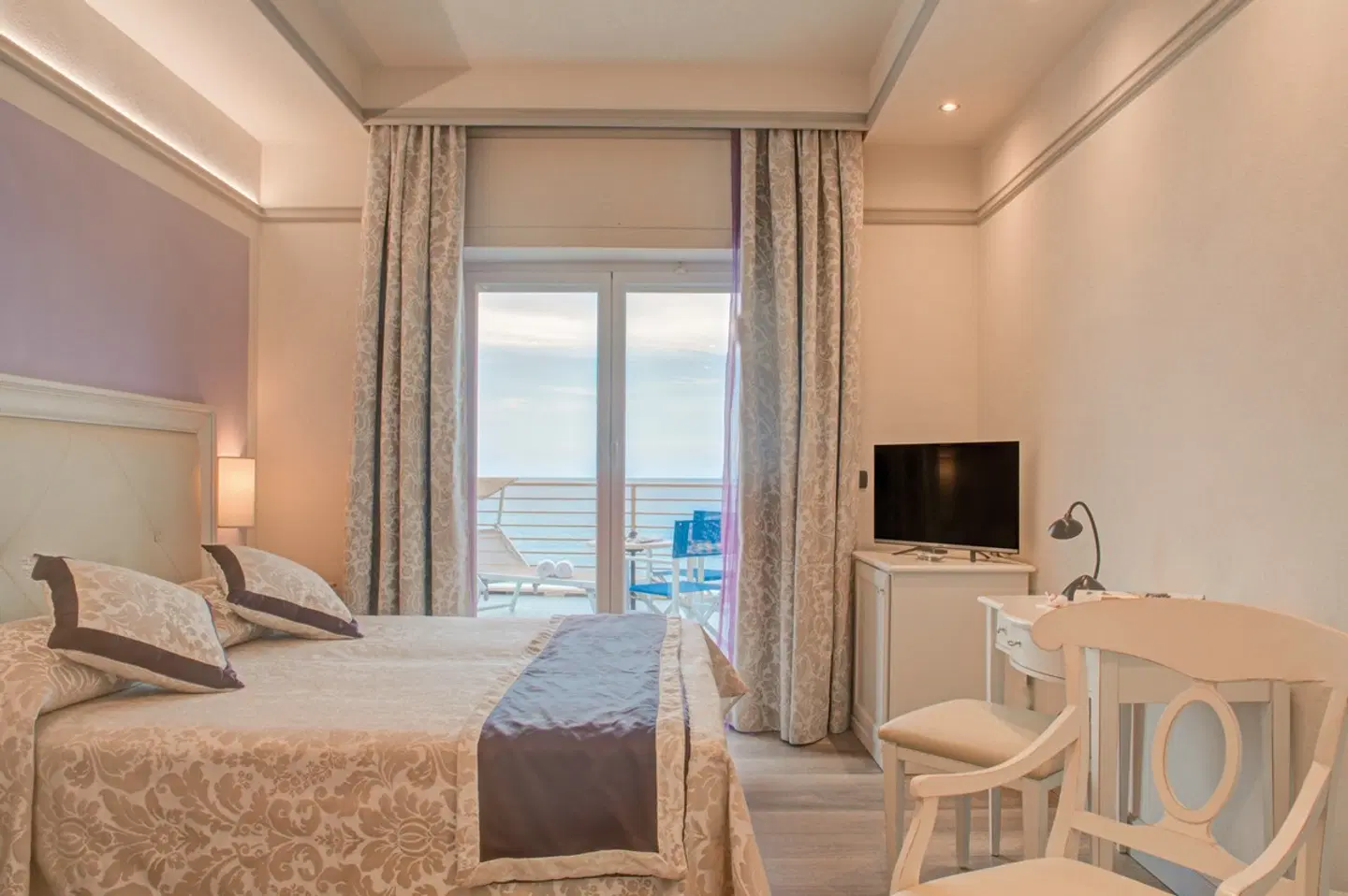 Hotel Regina ROOM_EXAMPLE