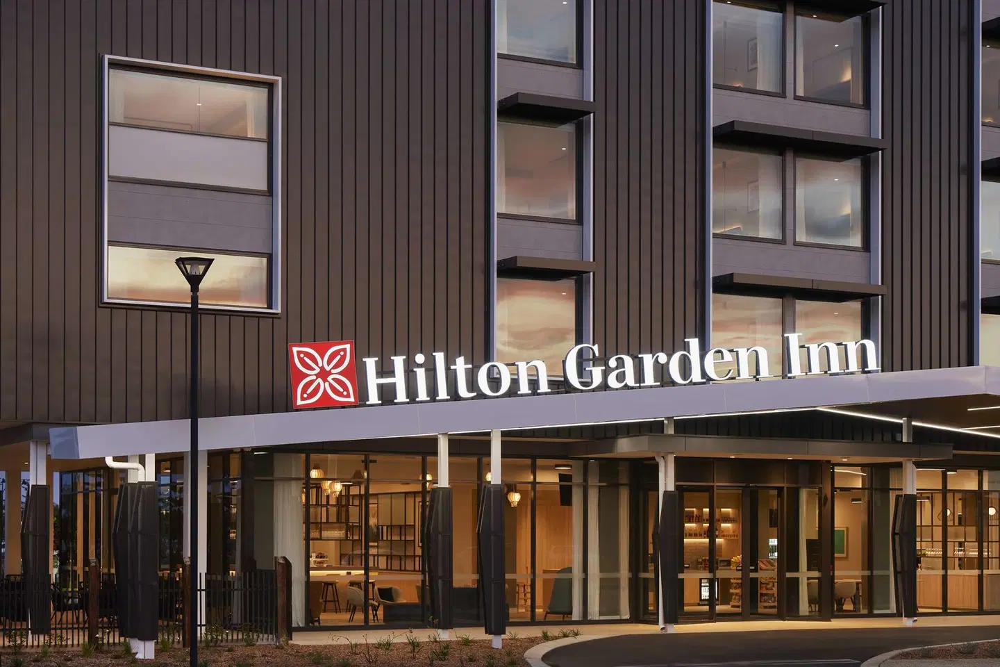 Hilton Garden Inn Busselton EXTERIOR