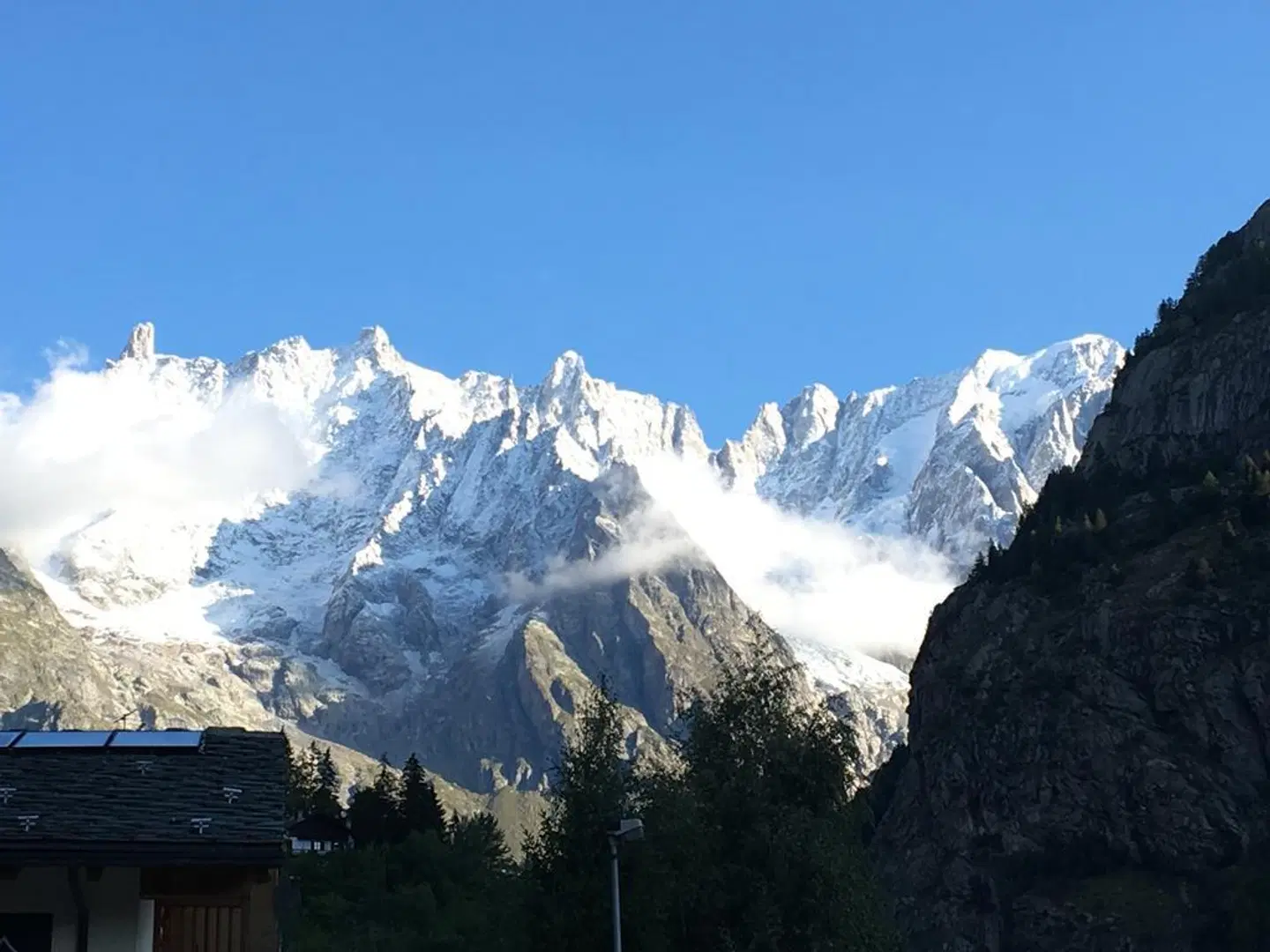 Hotel Les Jumeaux Courmayeur LANDSCAPE