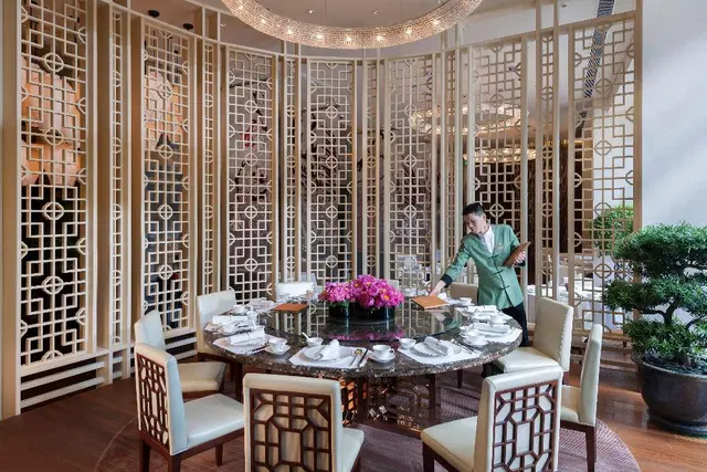 Mandarin Oriental Pudong, Shanghai Restaurant