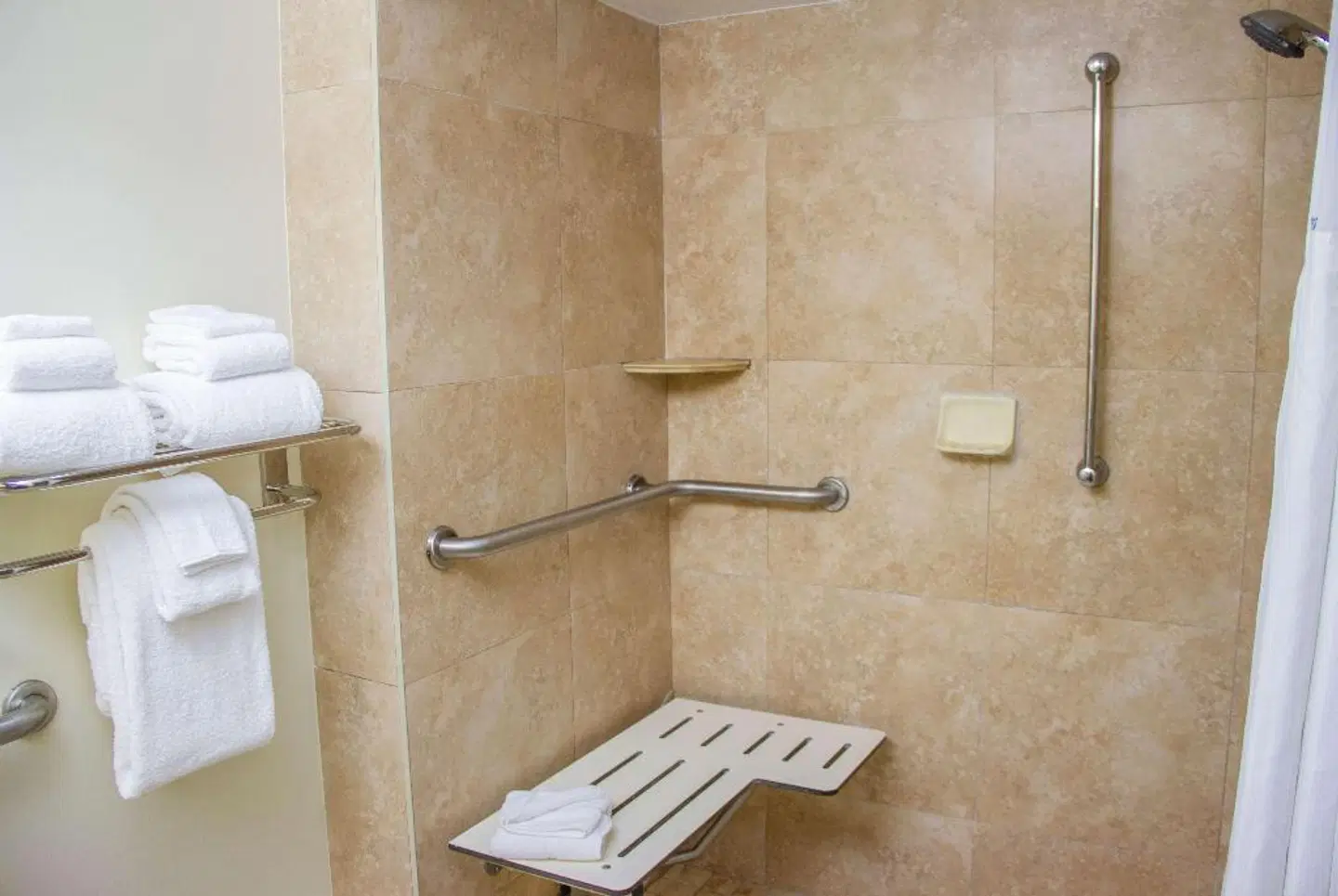 Wyndham Garden Fort Walton Beach Destin Badezimmer