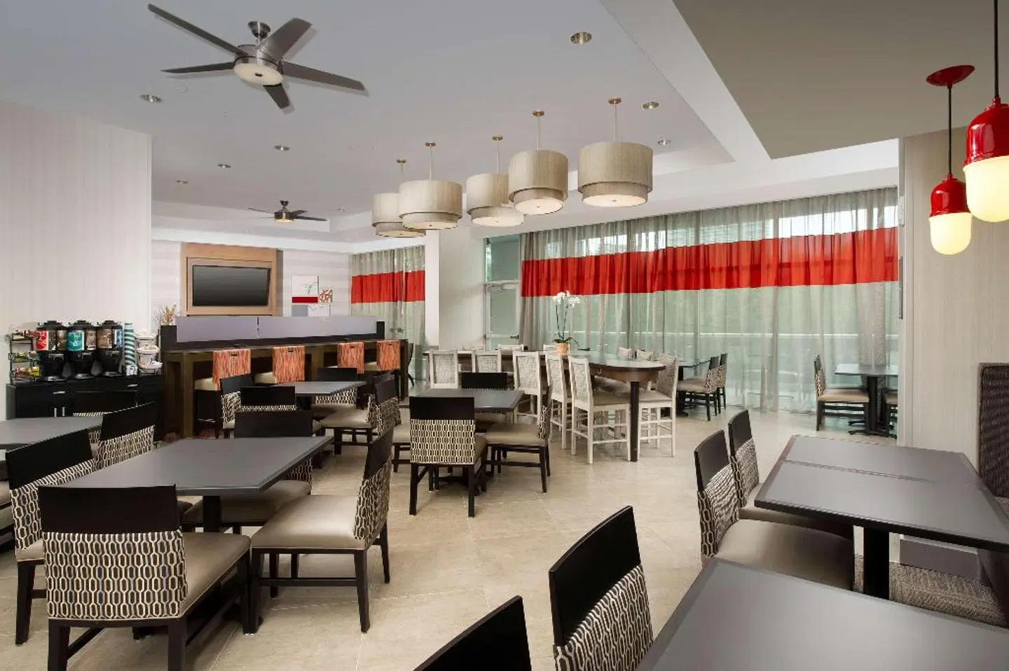 Homewood Suites by Hilton Miami Downtown/Brickell Bar