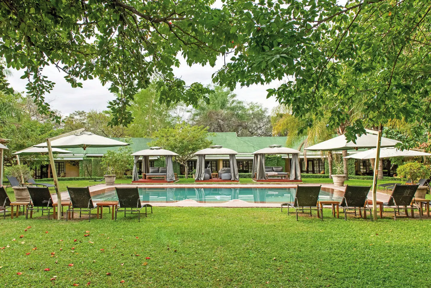 Perrys Bridge Hollow Boutique Garten