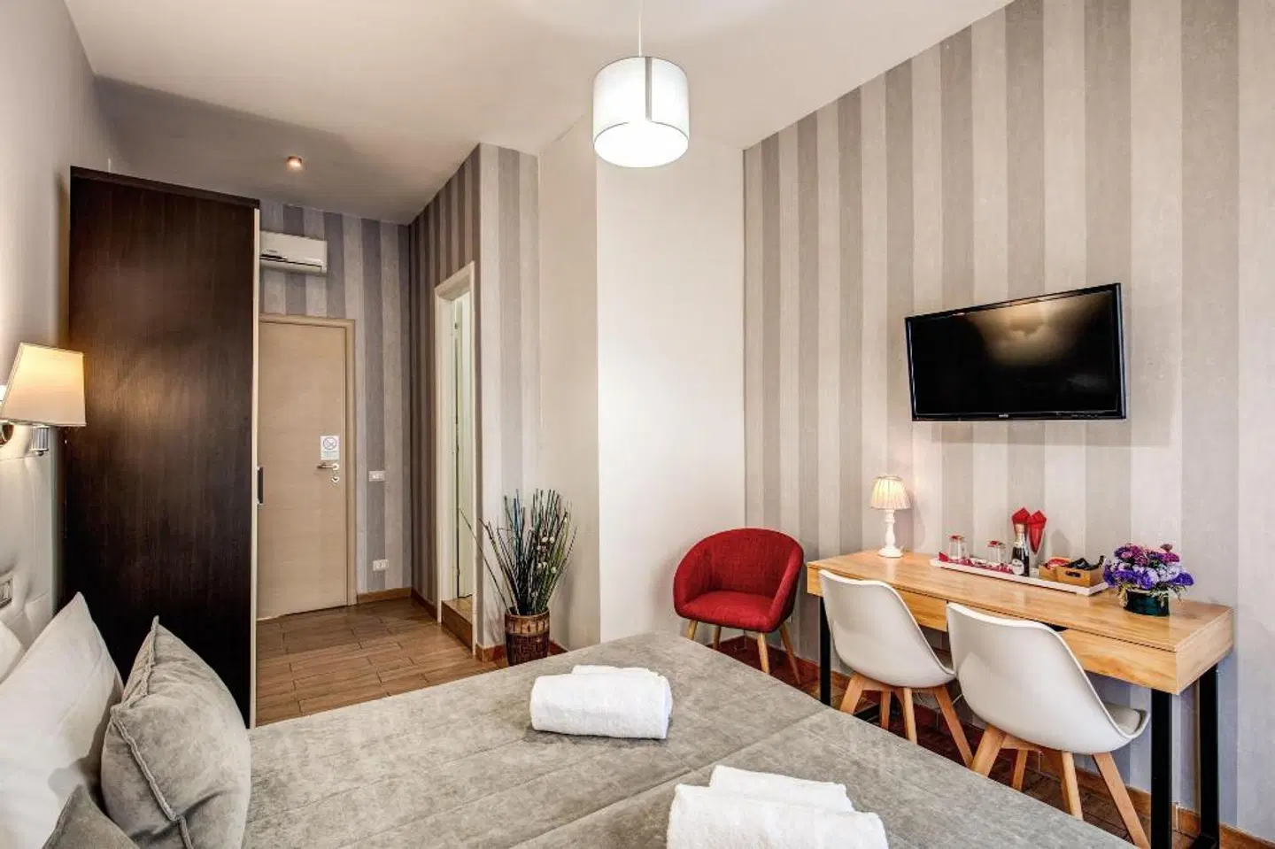 Santamaria Inn ROOM_EXAMPLE