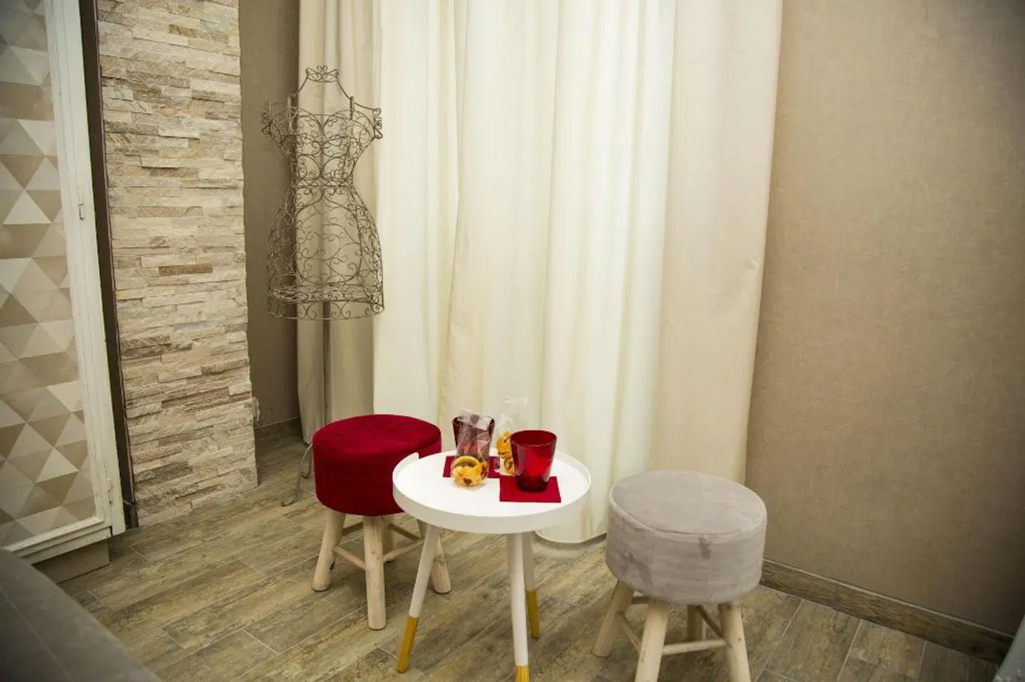 Santamaria Inn ROOM_EXAMPLE