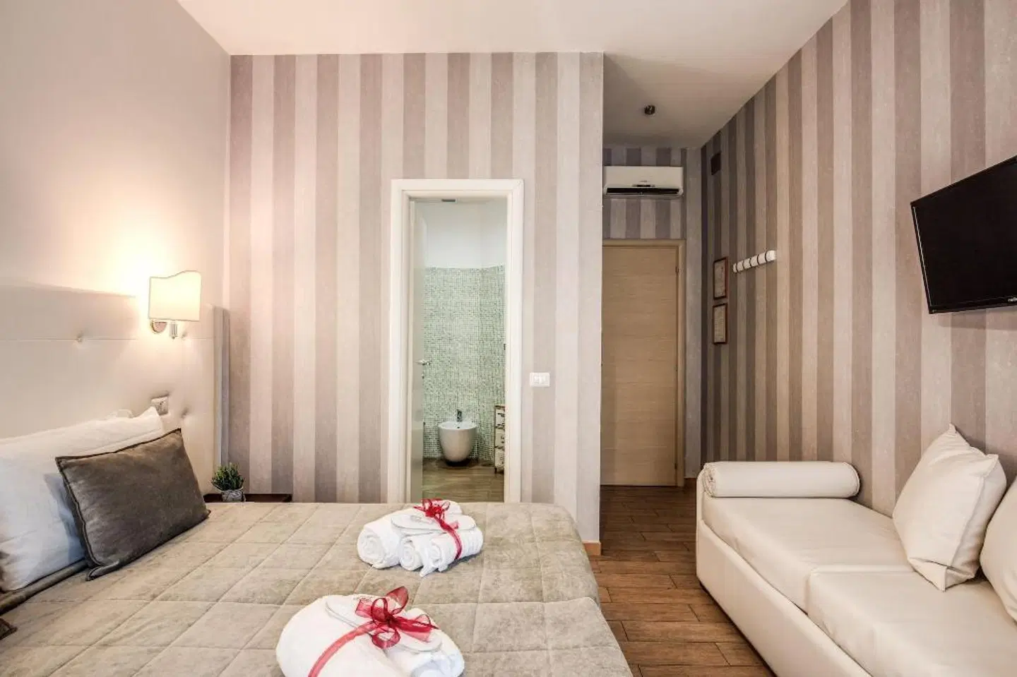 Santamaria Inn HEALTH_BEAUTY