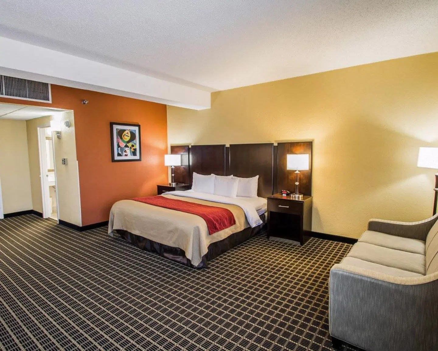 Clarion Inn & Suites Miami Airport ROOM_EXAMPLE