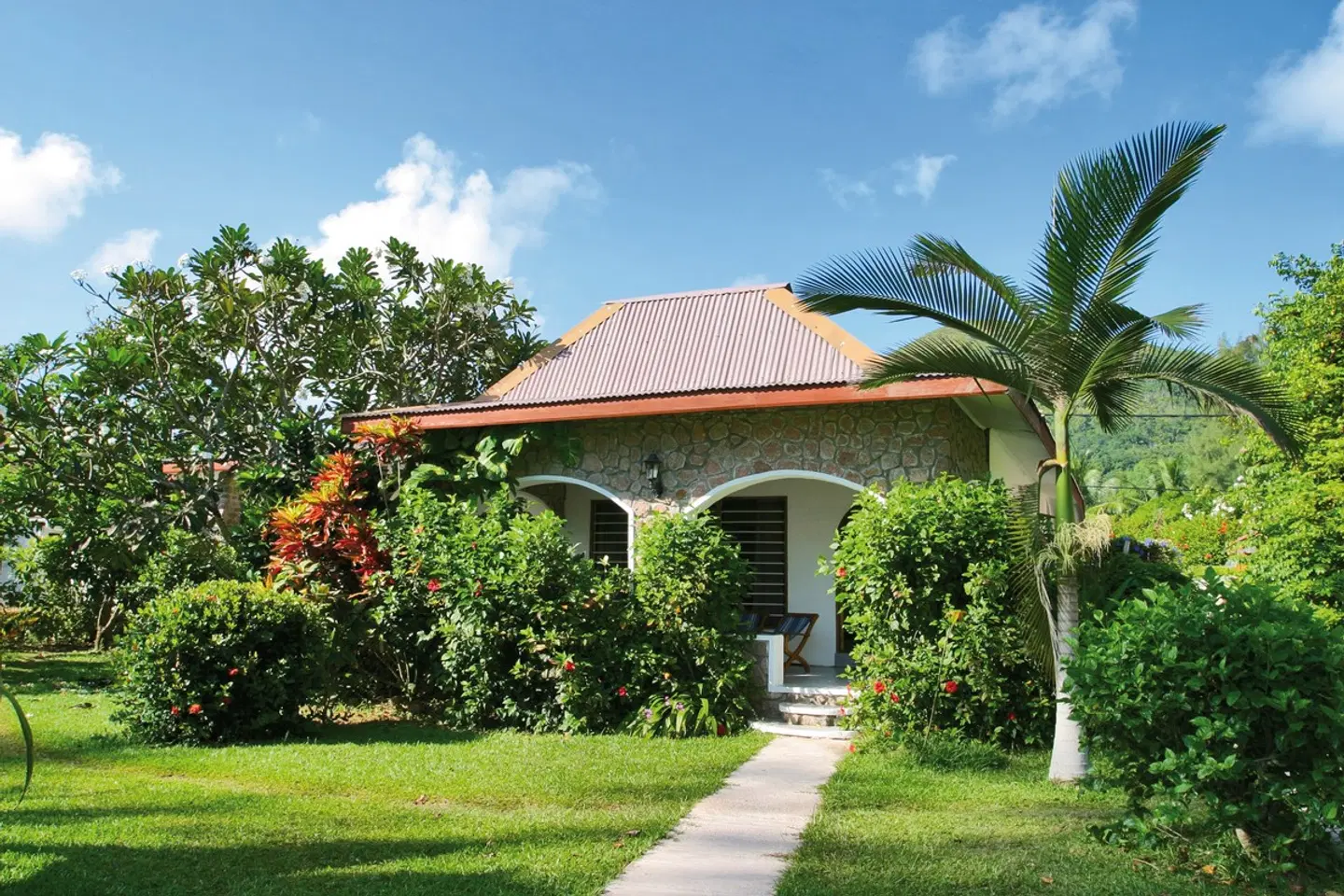 L'Hirondelle Self Catering Guest House EXTERIOR