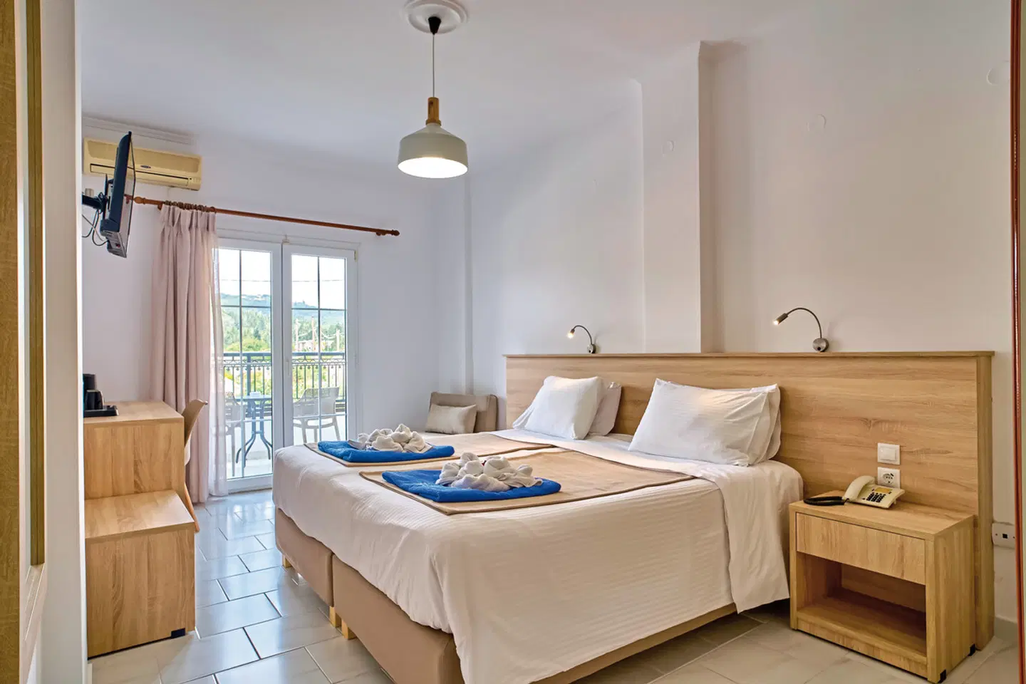 Belle Helene ROOM_EXAMPLE