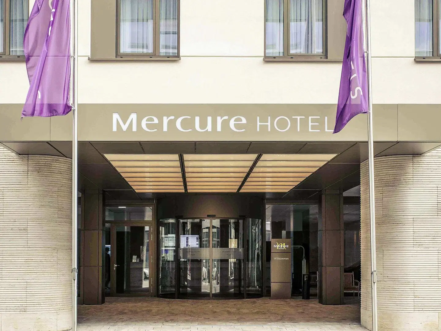 Mercure Wiesbaden City EXTERIOR