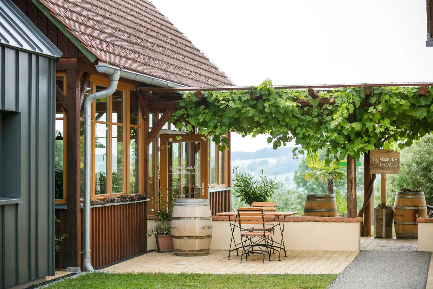 JUFA Hotel Tieschen Terrasse