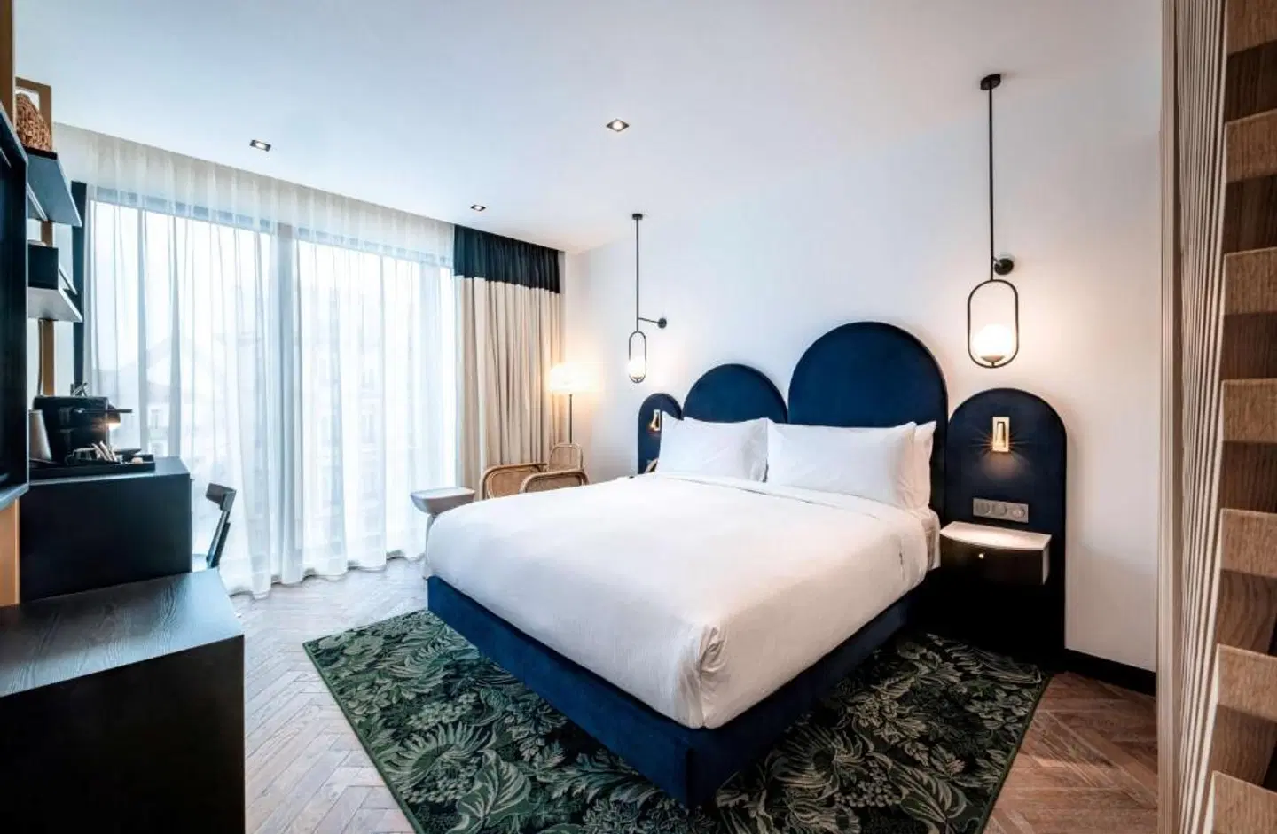 DoubleTree by Hilton Nice Centre Iconic, France ROOM_EXAMPLE