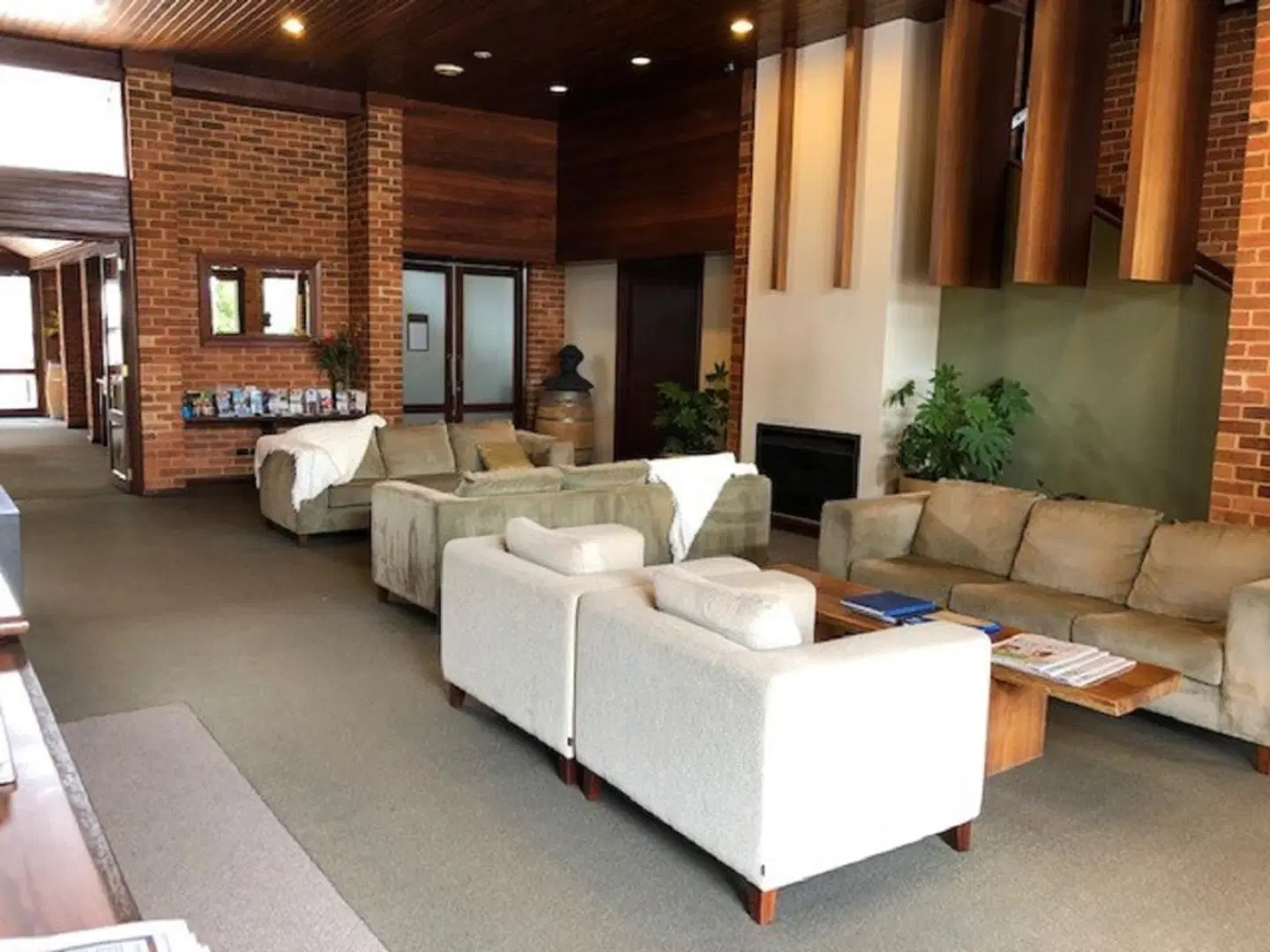 Margarets In Town Apartments LOUNGE_LOBBY