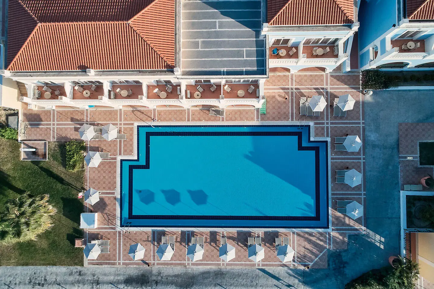 Porto Bello Royal Resort & Spa OUTDOOR_POOL