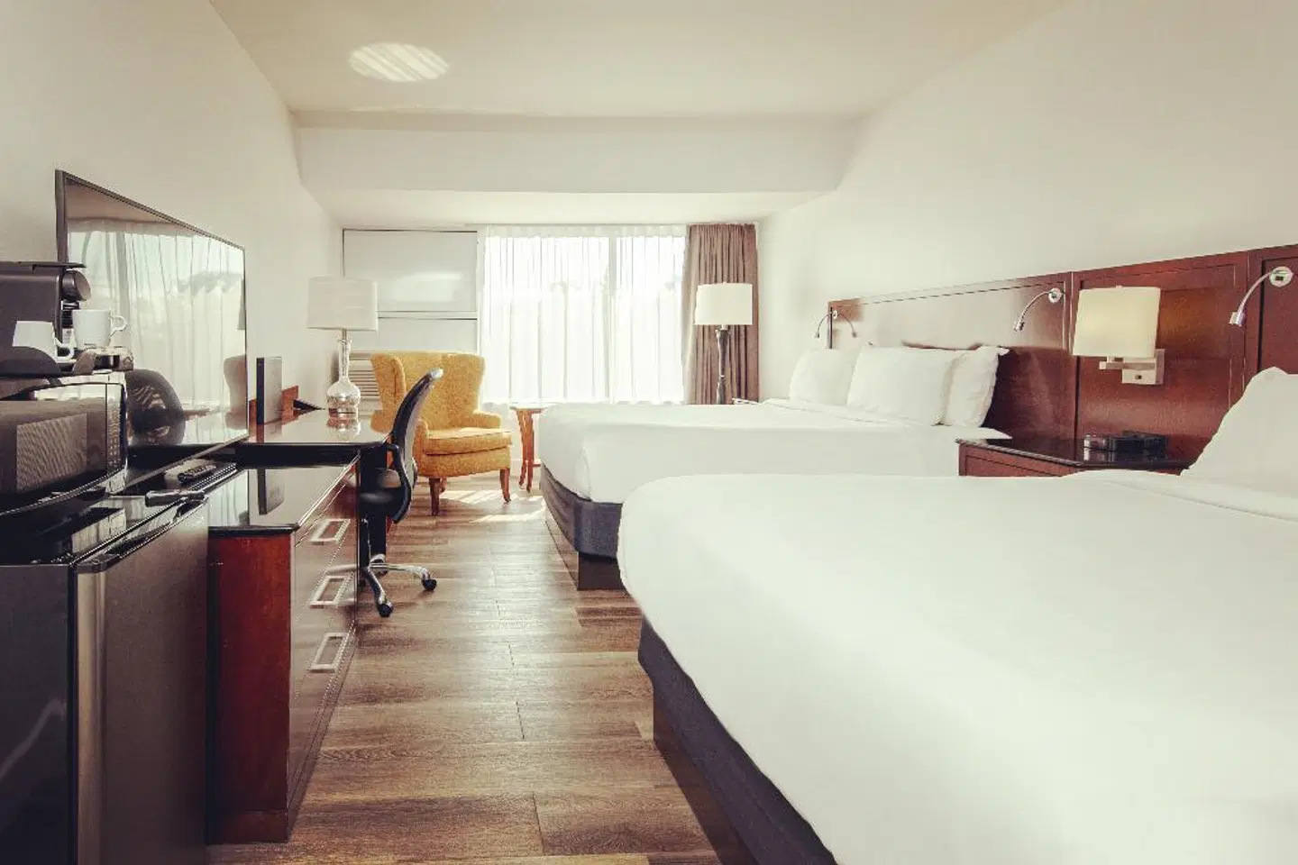 Strata Hotel ROOM_EXAMPLE