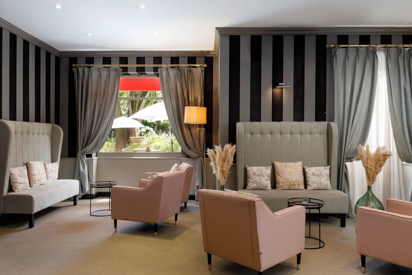 Best Western Plus Hôtel Brice Garden Nice LOUNGE_LOBBY