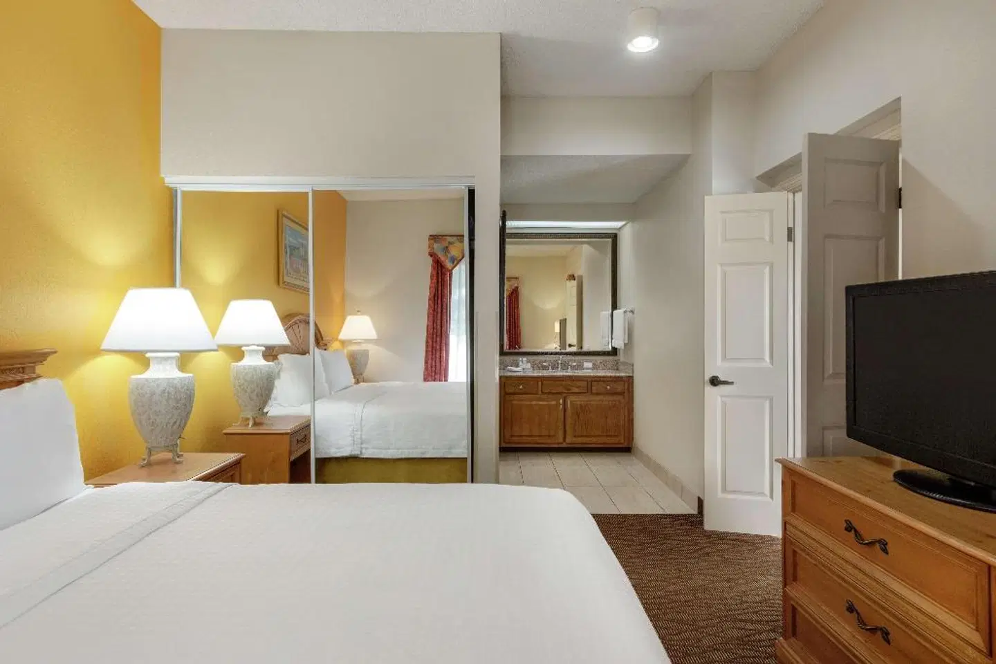 Homewood Suites by Hilton Fort Myers ROOM_EXAMPLE