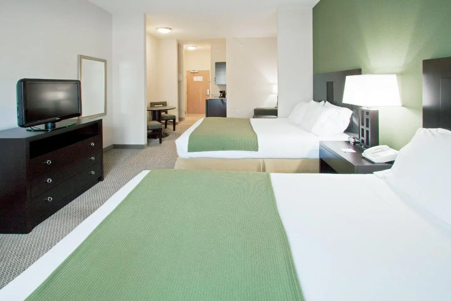Holiday Inn Express & Suites Marathon ROOM_EXAMPLE