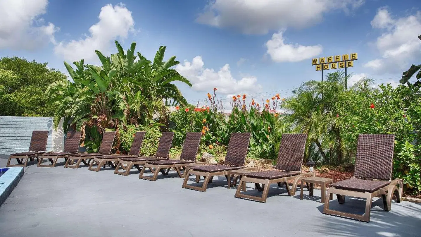 The Best Western Space Shuttle Strand