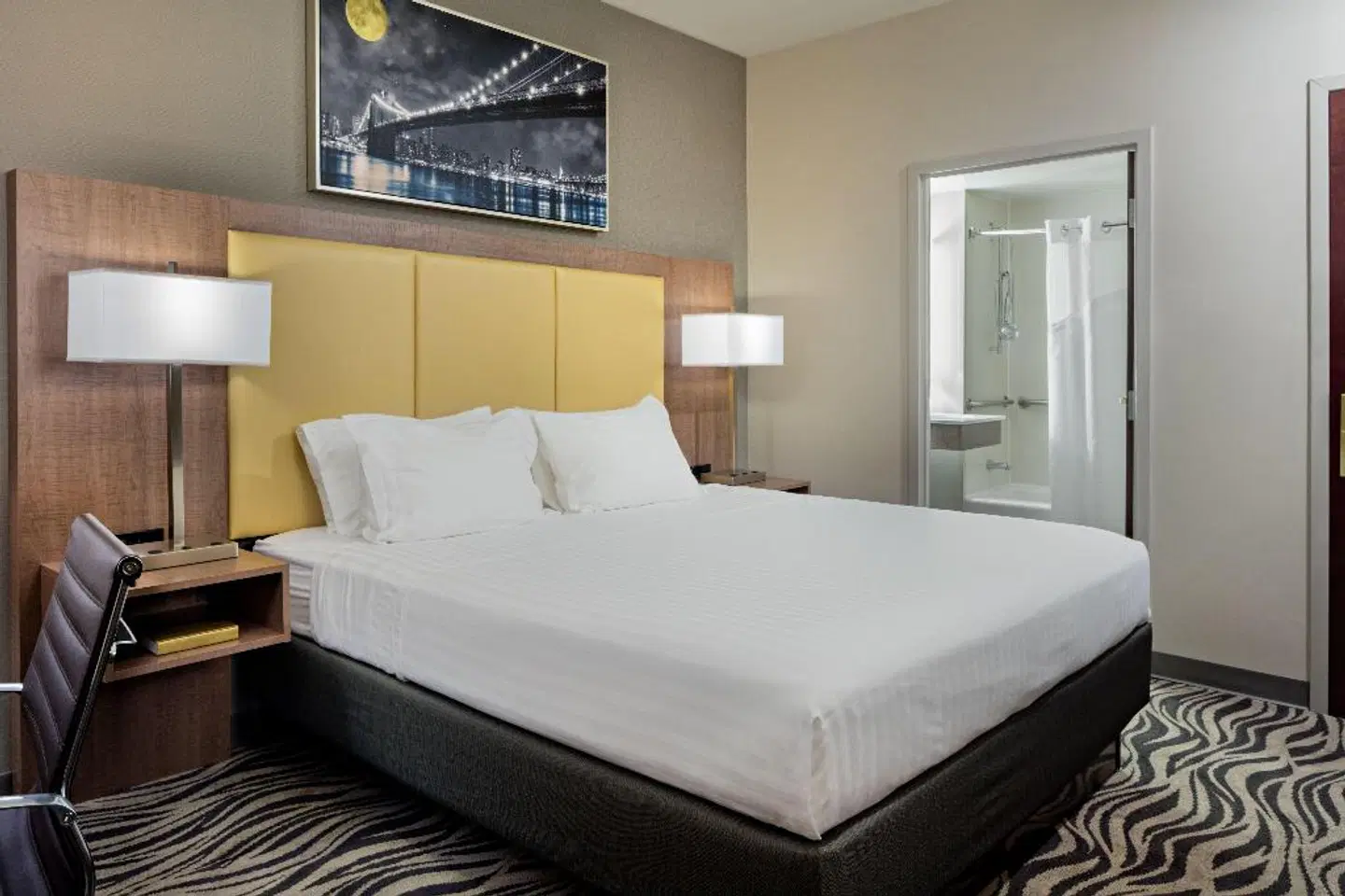 Holiday Inn Express New York-Brooklyn ROOM_EXAMPLE