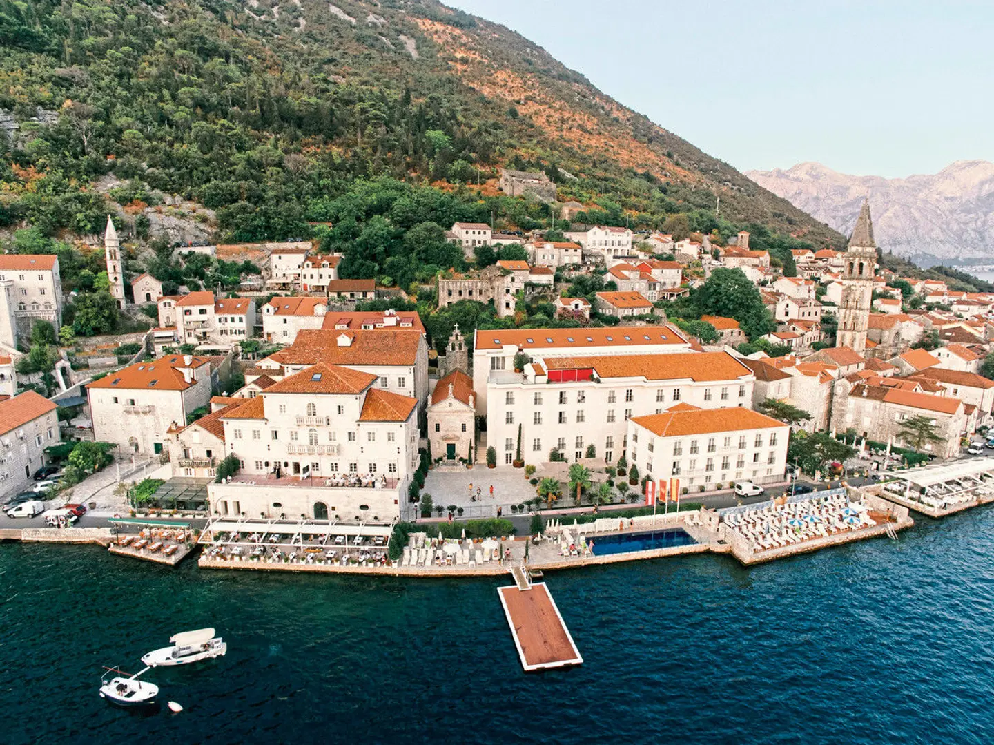 Heritage Grand Perast EXTERIOR